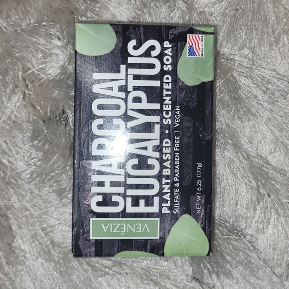 Mix of 5 Items for Women and bath - Picture 3 of 7